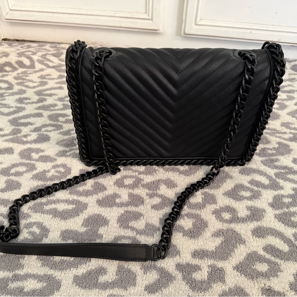 Aldo Black Chevron Chain Shoulder Bag